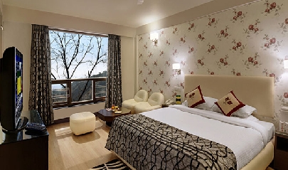 super-deluxe-room in Hotel Honeymoon Inn Mussoorie