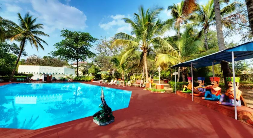 swimming-in-Hotel-Ambassador-Ajanta