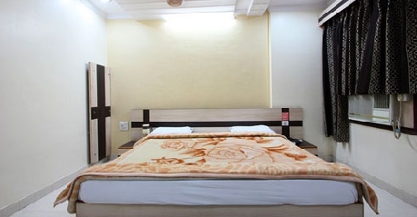ECO AC Rooms in Hotel Anand Jhansi
