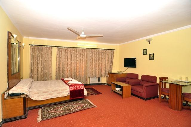 Economy Rooms in Hotel Dolphin, Digha