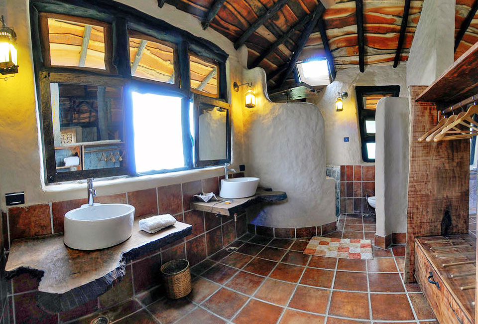 kanha-earth-lodge-bathroom
