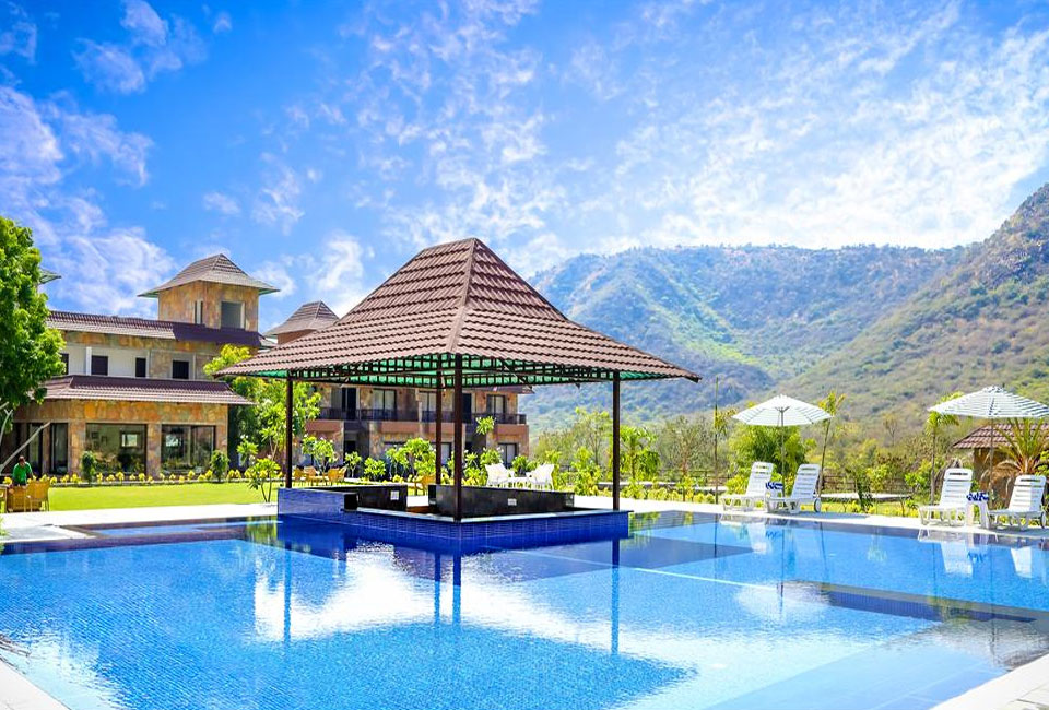 tree-of-life-vantara-resort-udaipur-pool-view