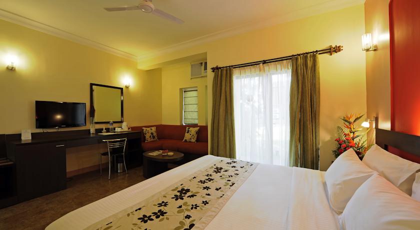 Suite in Whispering Palms Beach Resort