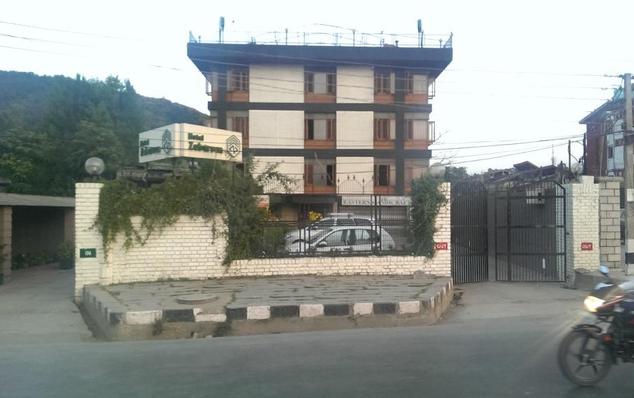 Hotel Zabarvan Srinagar