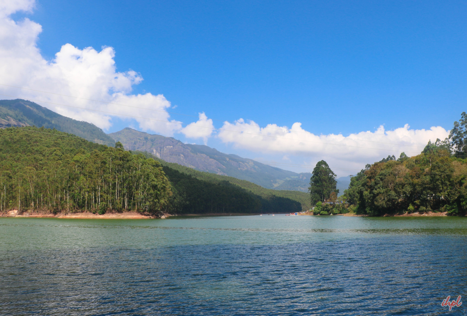 athirappilly-with-munnar-tour-3
