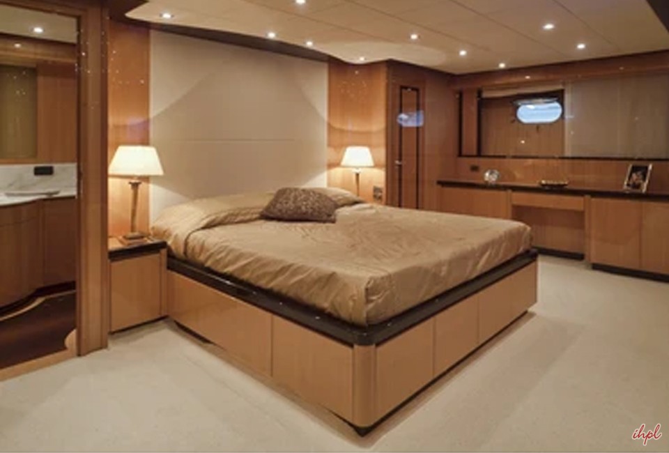 ganga-sagar-by-vivavada-cruise-luxury-room