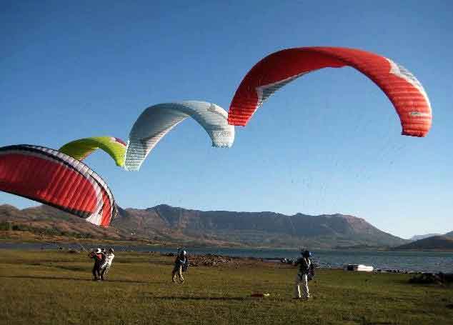 Pavana Paragliding