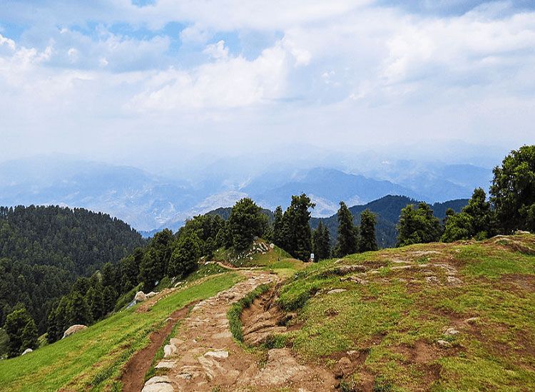Dayan Kund in Himachal Pradesh