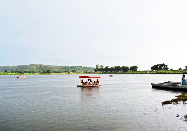 Damdama Lake