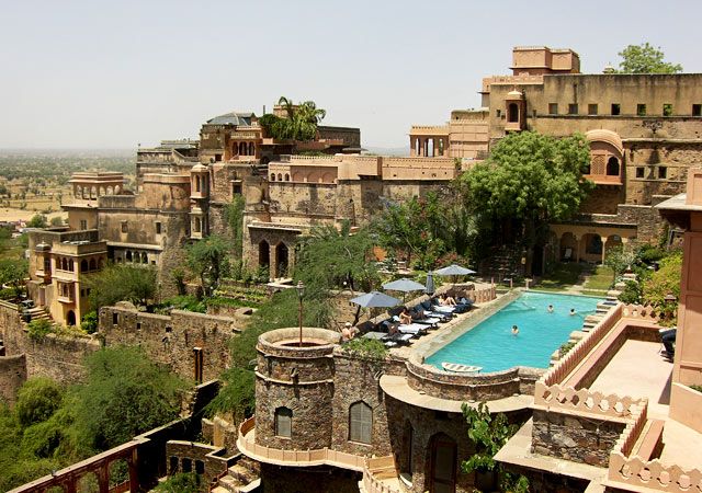 Neemrana Fort