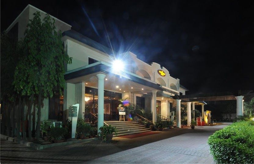 Daffodils Resort Hotel New Delhi