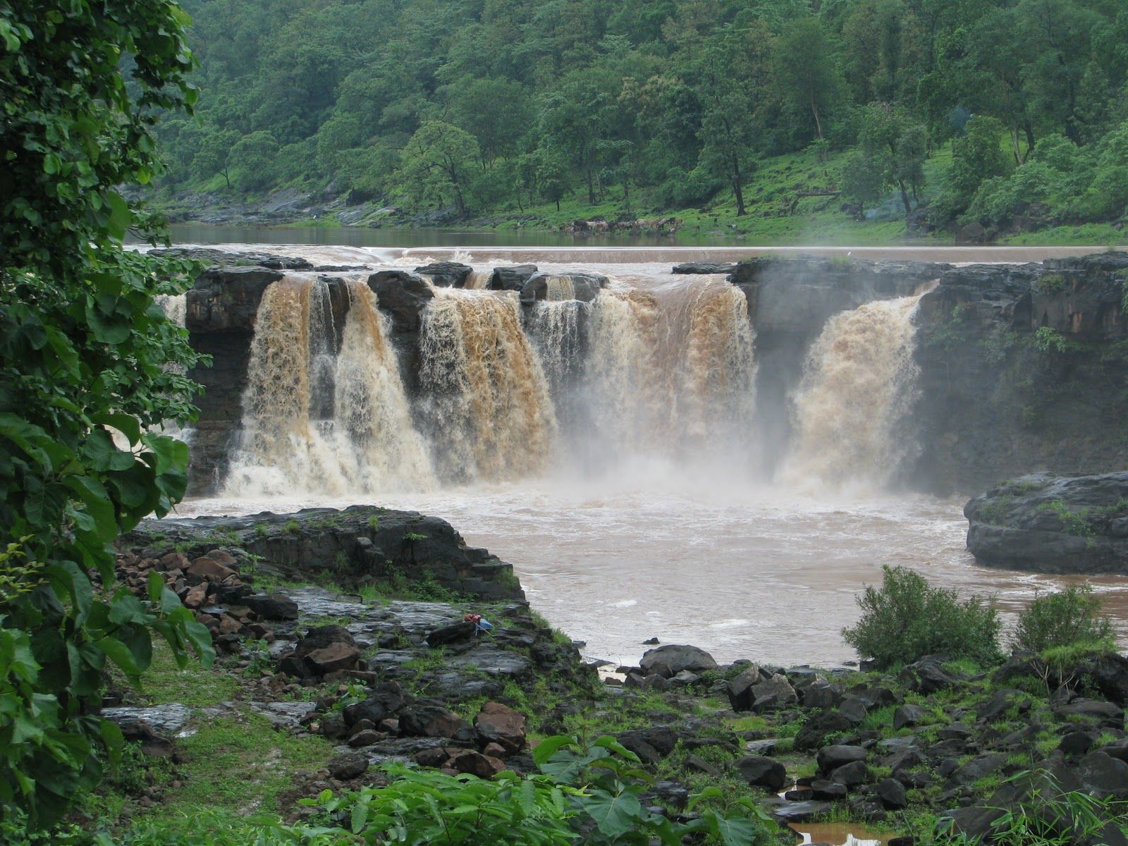 Gira Waterfalls in Dangs, Saputara