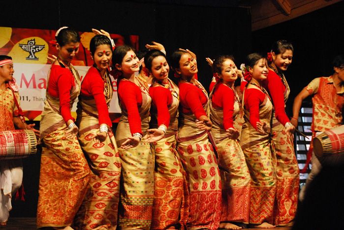 bihu-dance