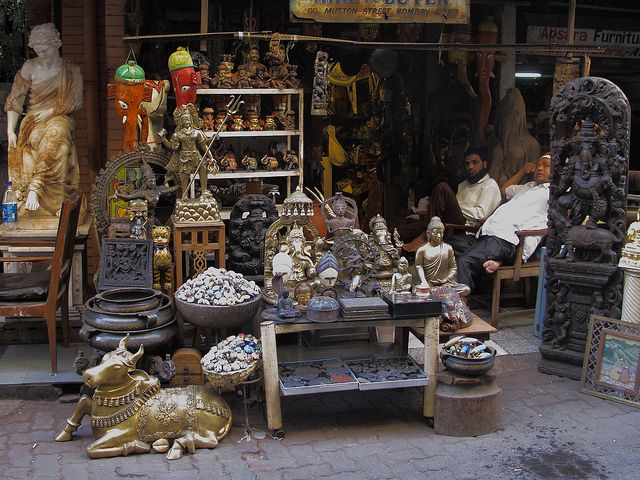 Chor Bazaar, located near Bhendi Bazaar in South Mumbai, literally translates to "thieves' market "