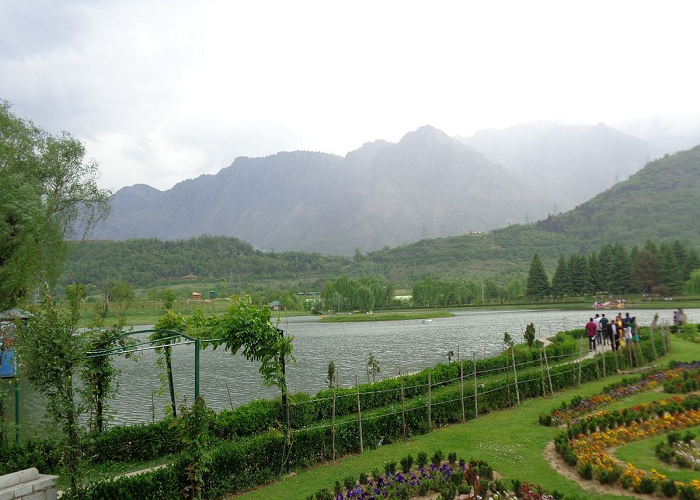 botanical garden srinagar