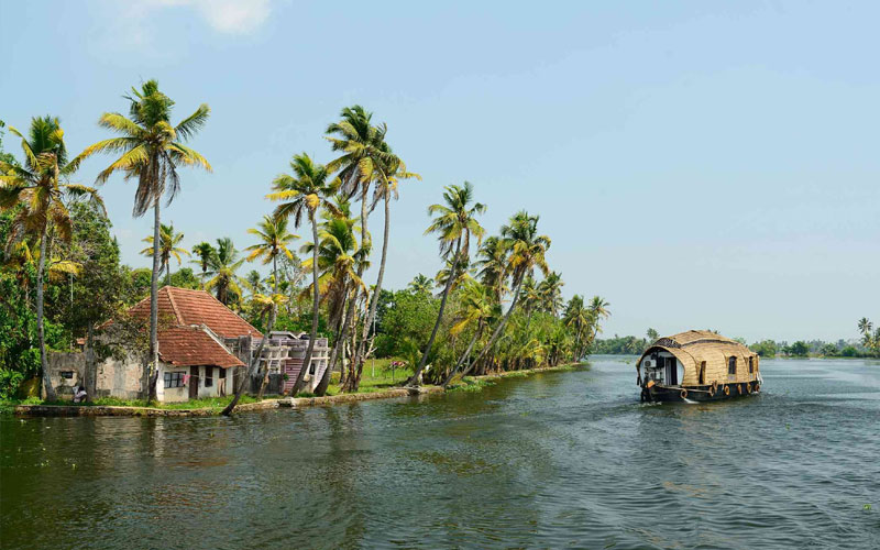 Top 10 Backwater Destinations in Kerala that You Can’t Miss