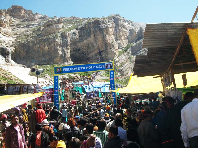 Amarnath-cave