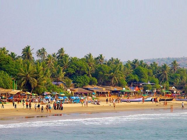 anjuna beach north goa