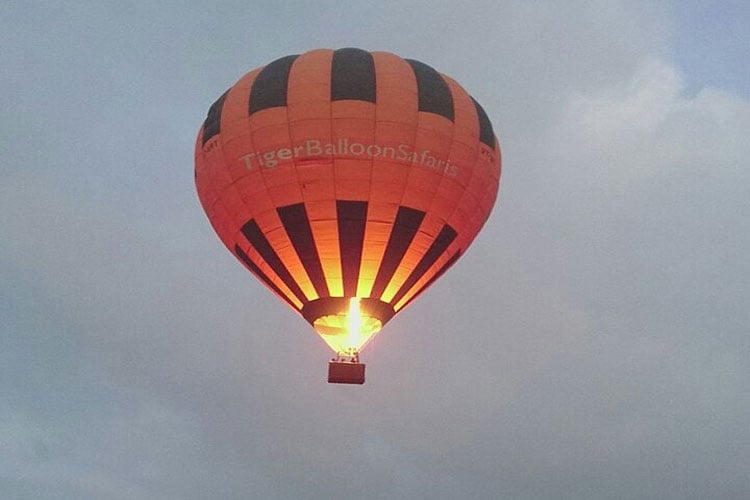 hot-air-balloning-8