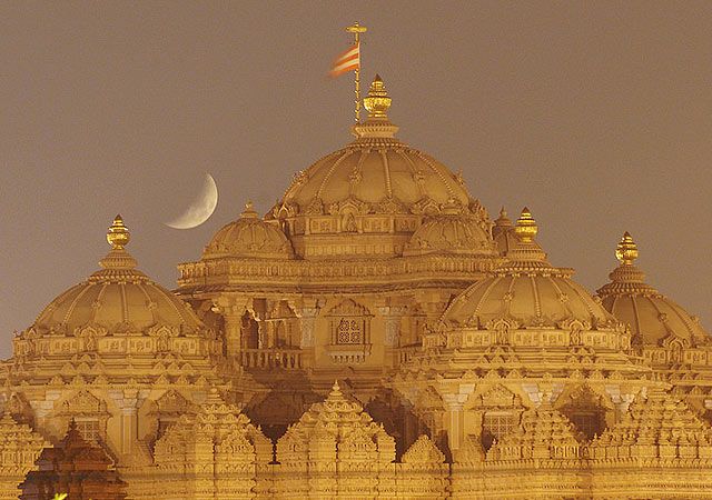 Akshardham Temple in Ahmedabad