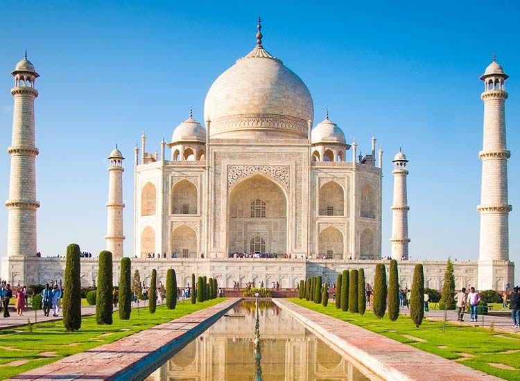 taj mahal in agra