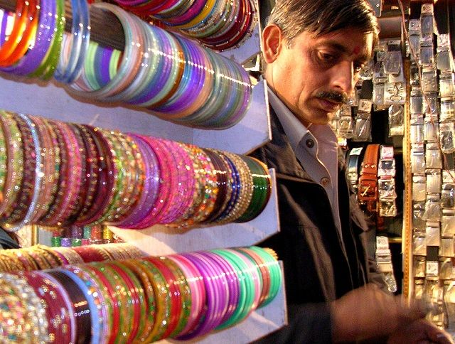 Sarojini Nagar Market