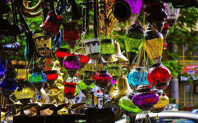 Colaba Causeway : Street Markets India