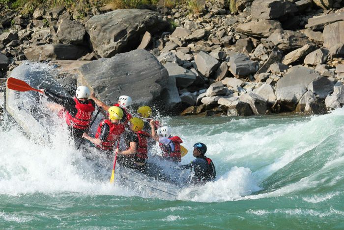 Alaknanda-River-in-Uttarakhand