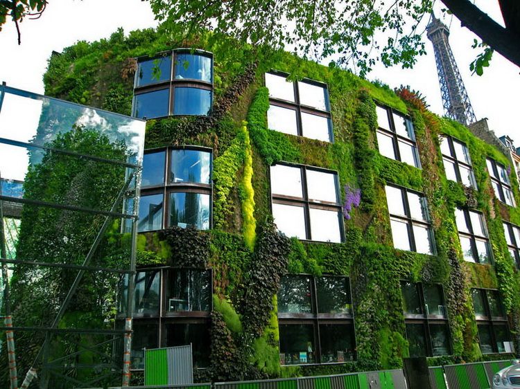 du Quai Branly Museum in Paris