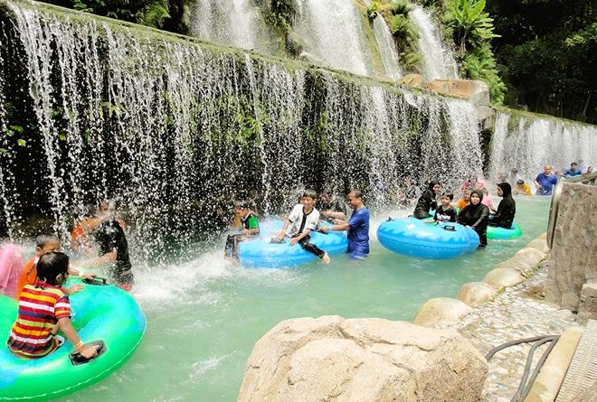 Sunway Lagoon Theme Park in Malaysia