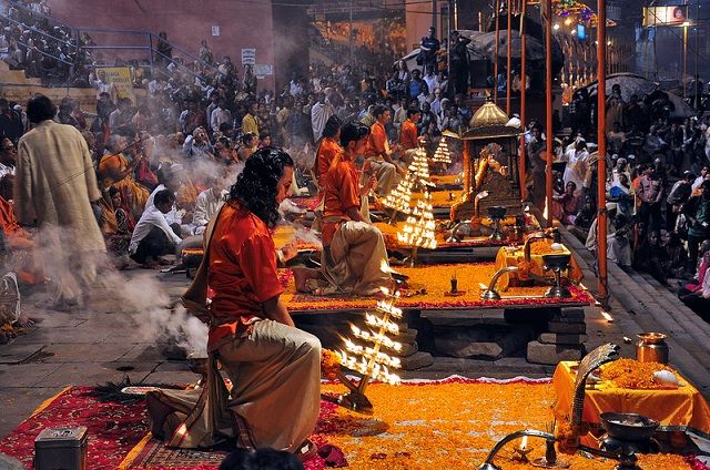 Varanasi Arti, Vacation in India