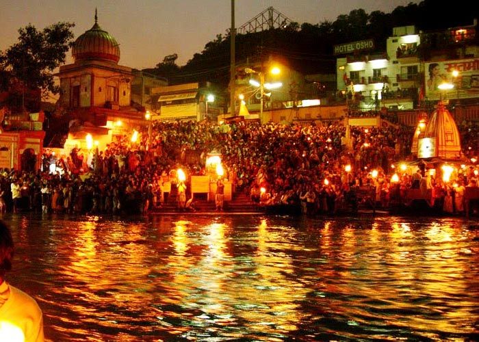 Evening-Aarti-in-Haridwar
