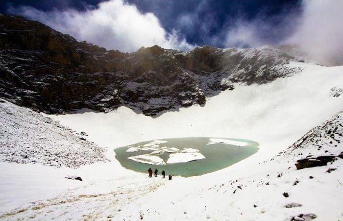 roopkund-trek: Trekking in Uttarakhand