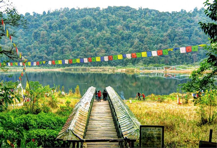 Khecheopalri-Lake