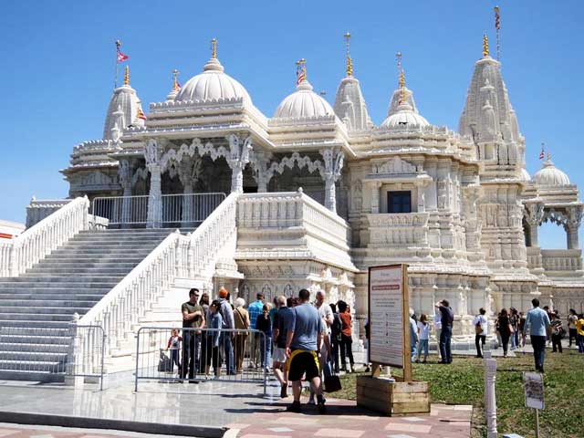 Swaminarayan Temple: best places to visit in ahmedabad