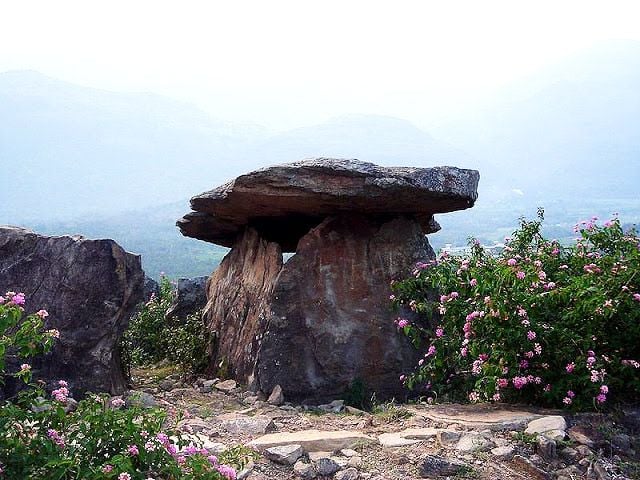 Dolmen Circle