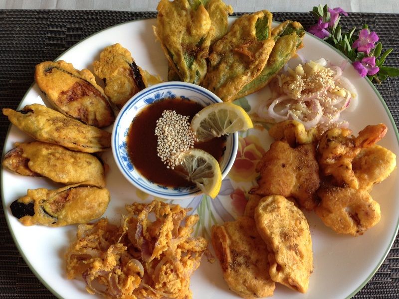 where to eat vegan dishes in india