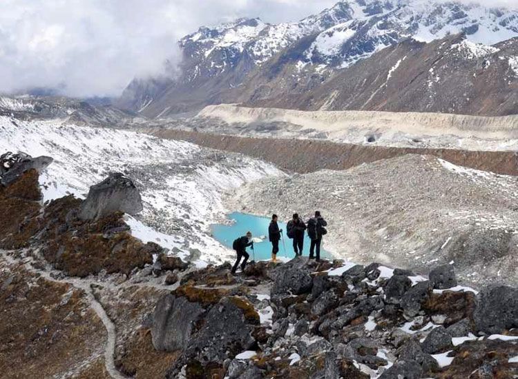 Trekking in sikkim