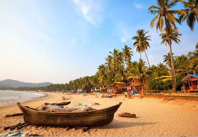 baga beach north goa