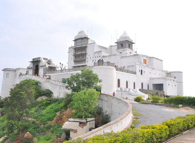 sajjhangarh-palace