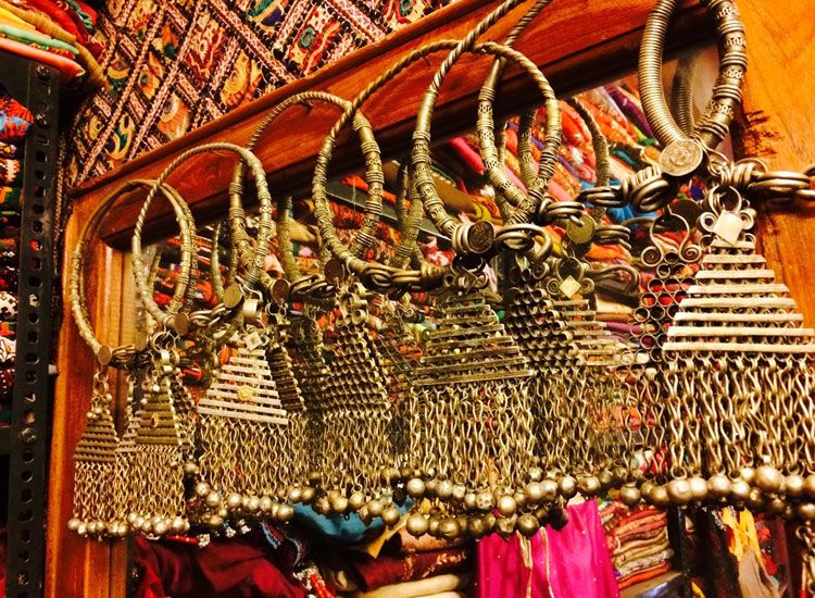 shopping-in-udaipur