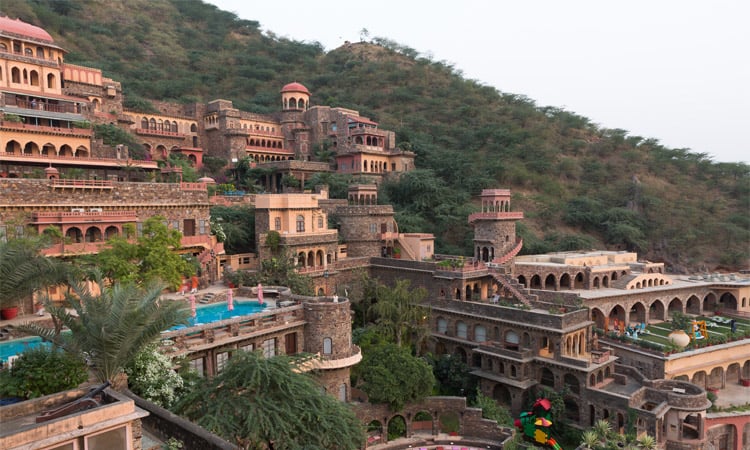 Neemrana Palace