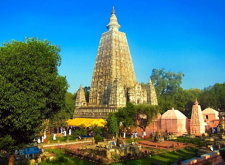 Mahabodhi Temple, Vacation in India