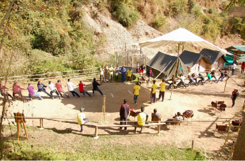 camping in Shoghi