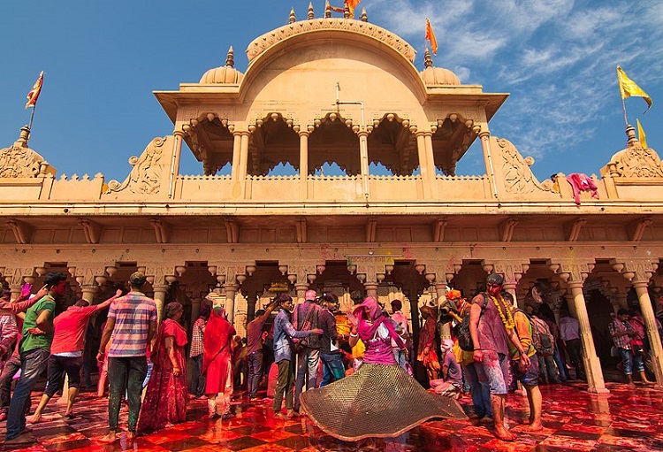 oli is a brilliant time to visit Mathura to enjoy the special traditions and customs of Barsana