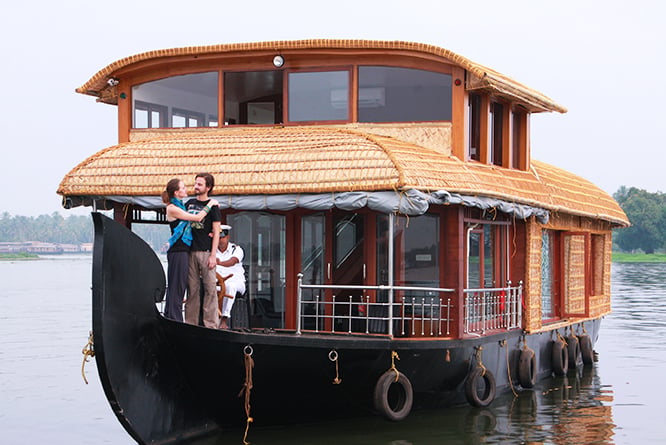 alleppey honeymoon houseboat