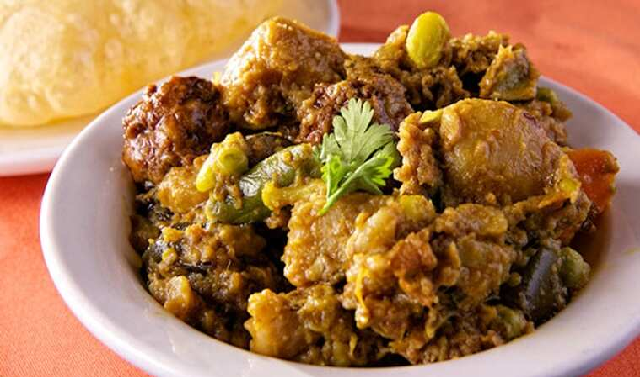 Healthy Undhiyu