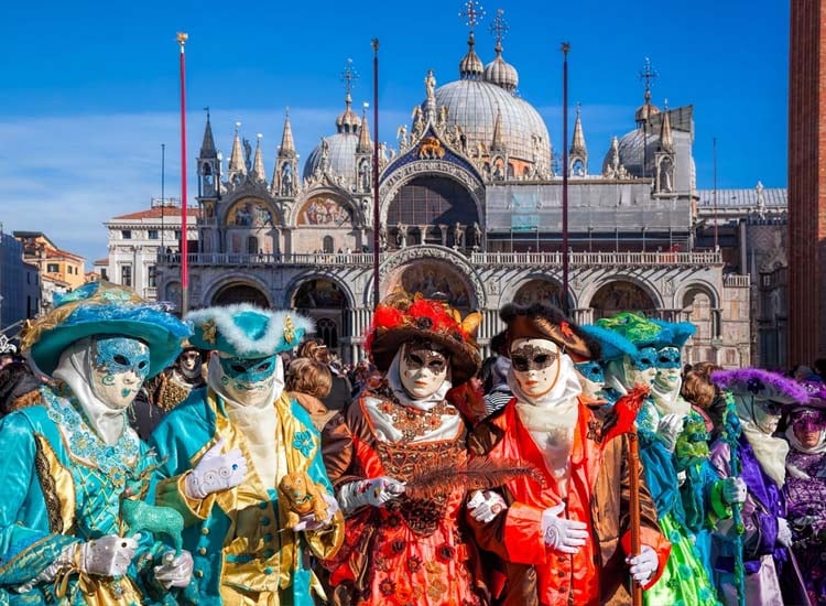 9 Best Honeymoon Destinations in February Outside India