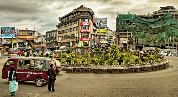 Best-Places-to-Visit-Near-Kolkata-in-April-taki-Shillong