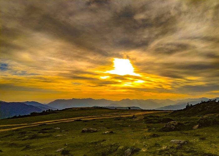 The spectacular sunset, Chakrata
